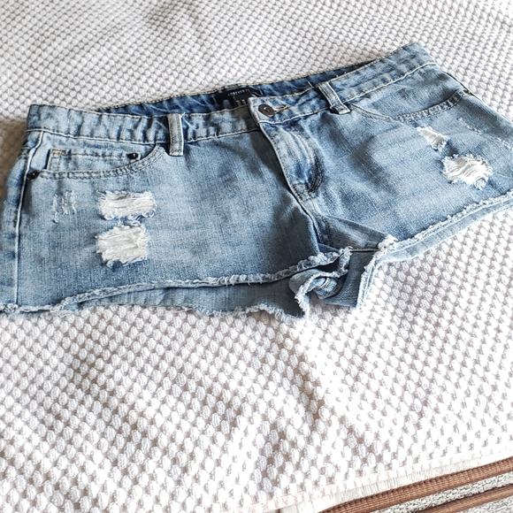 Forever 21 Denim Shorts - Picture 2 of 11